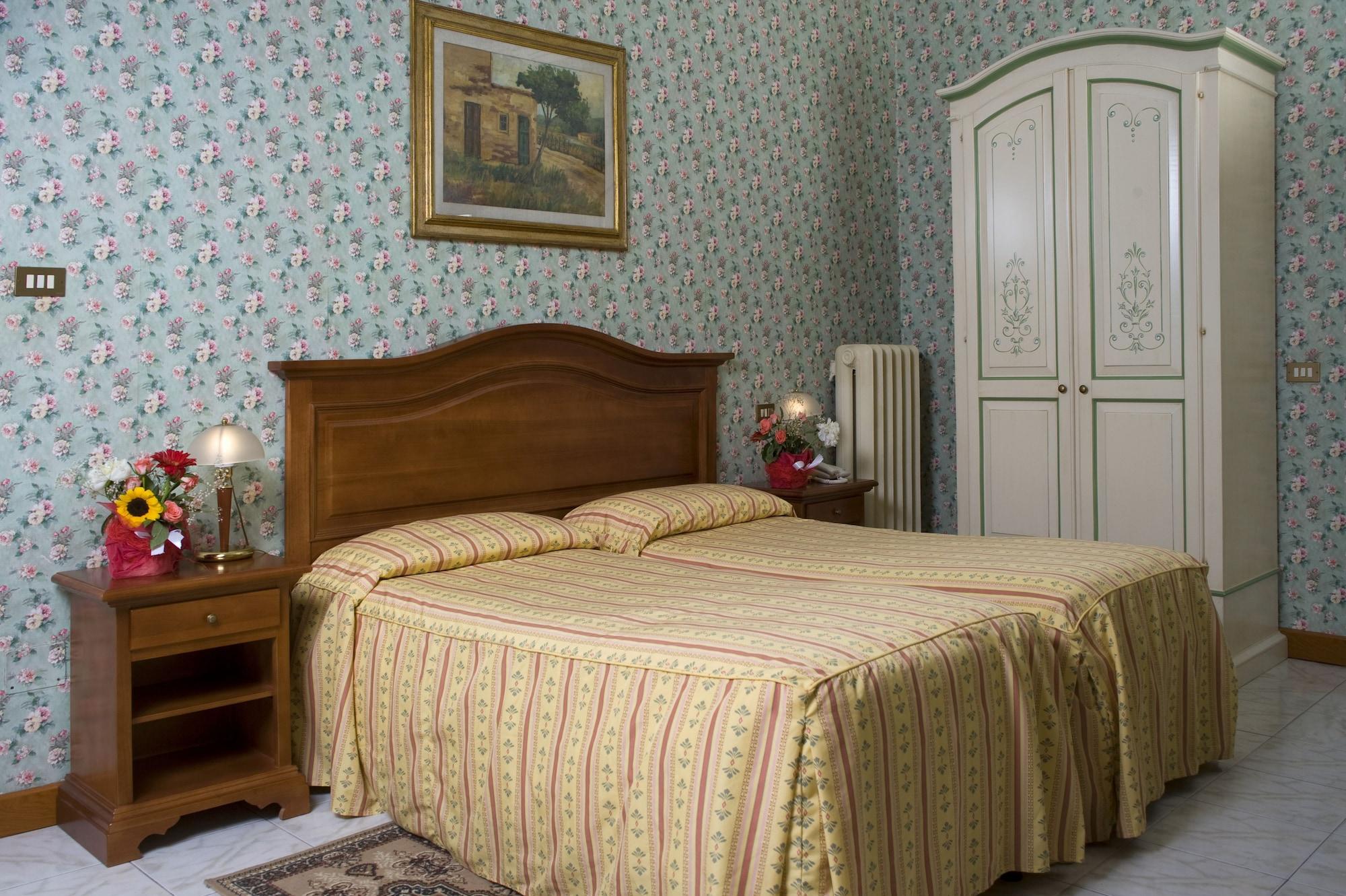 Hotel Beatrice ฟลอเรนซ์ ภายนอก รูปภาพ