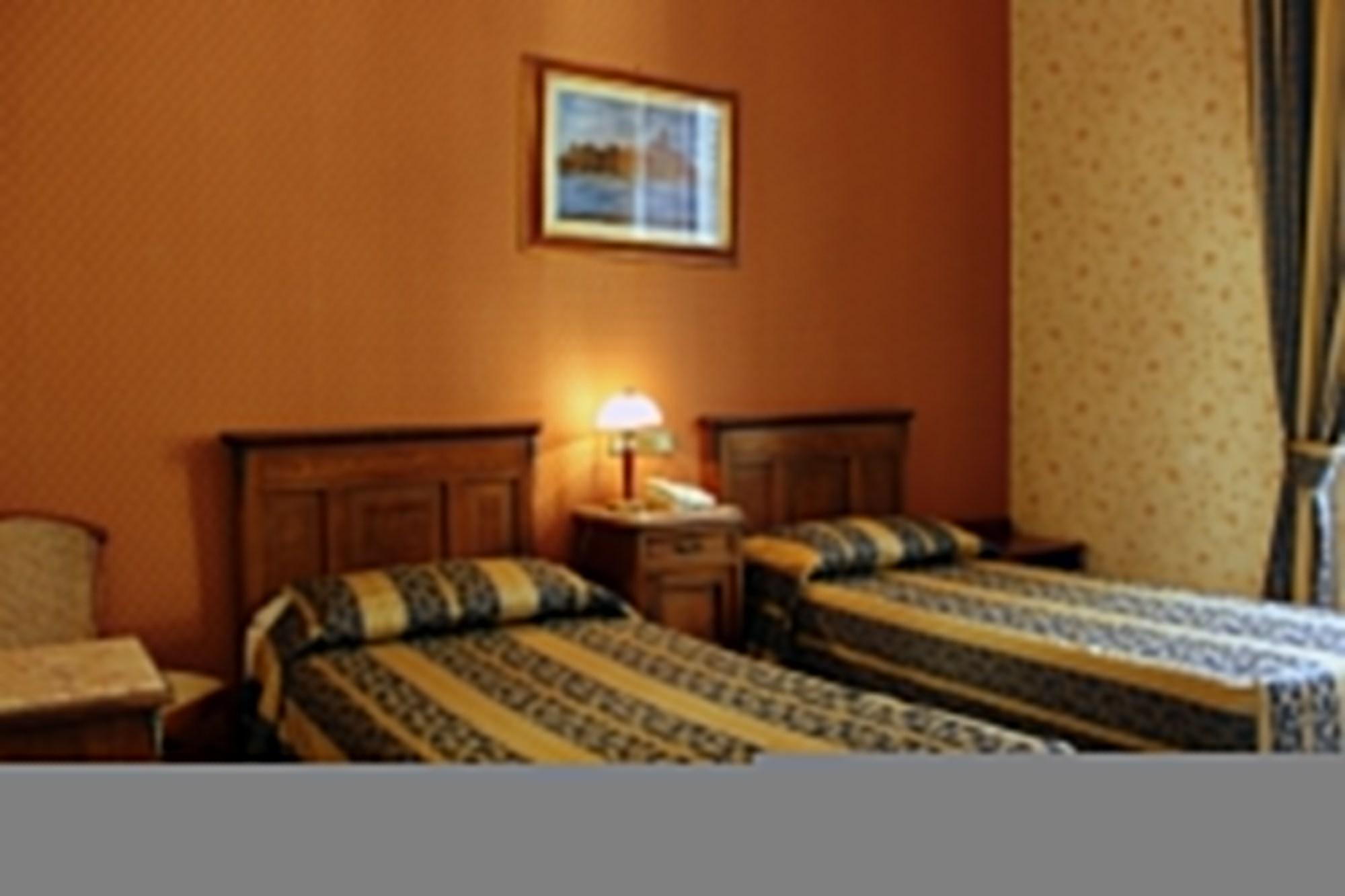 Hotel Beatrice ฟลอเรนซ์ ภายนอก รูปภาพ