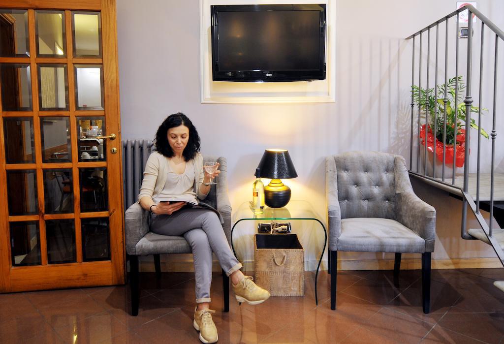 Hotel Beatrice ฟลอเรนซ์ ภายนอก รูปภาพ